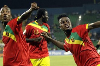 FOOTBALL : Les joueurs du Syli National de Guinée dénoncent un mauvais traitement, Titi Camara réagit